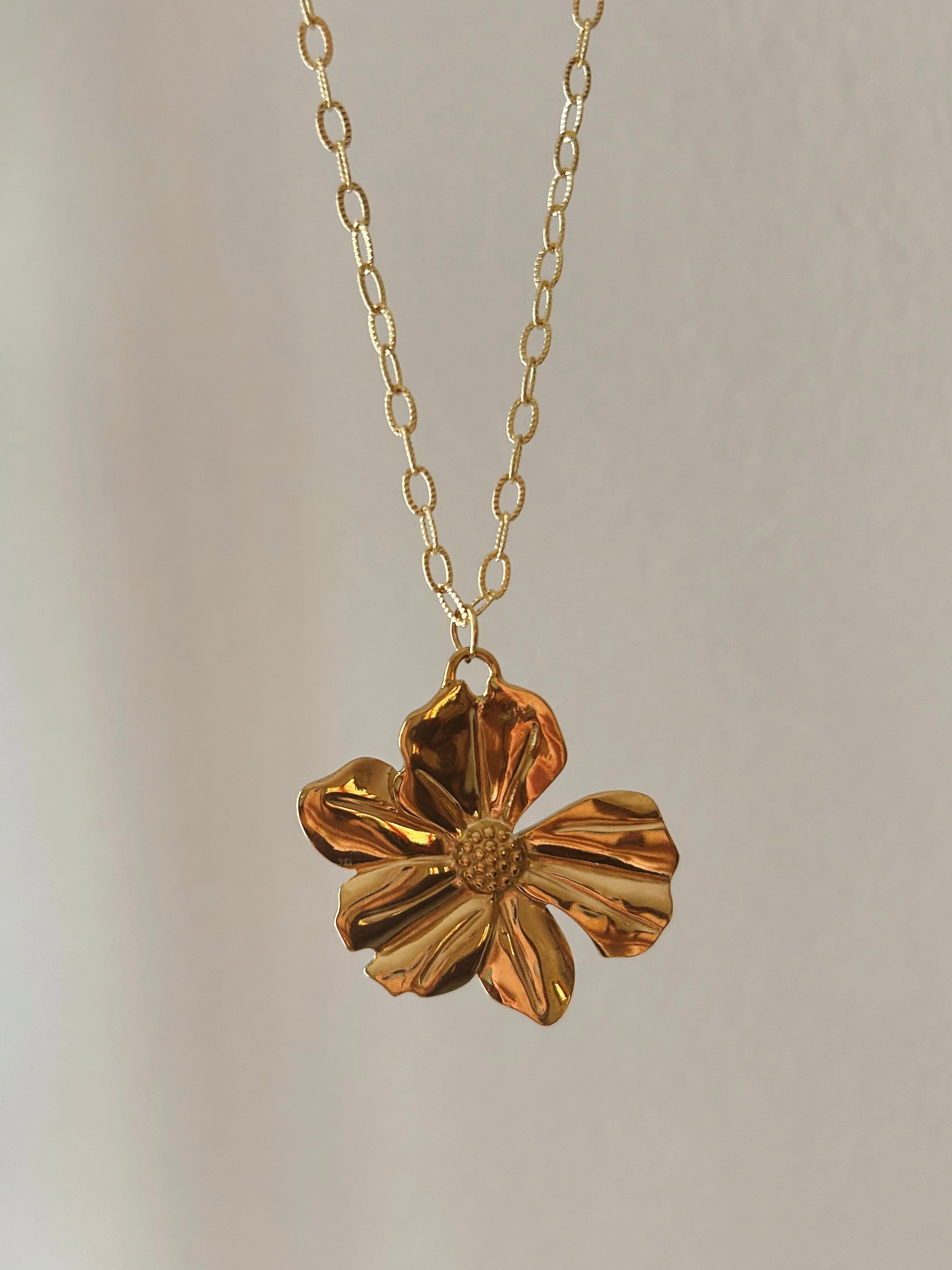 Fiore Bella Chocker Necklace