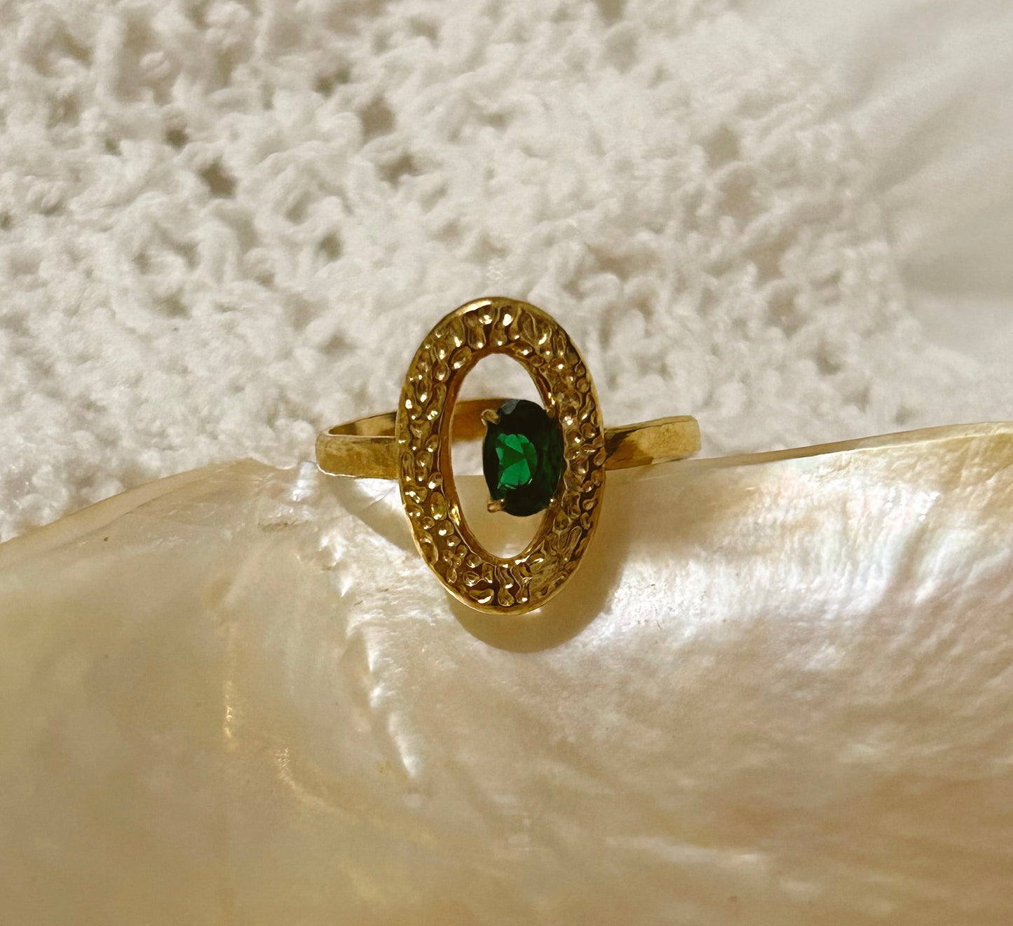Esmeralda Ring